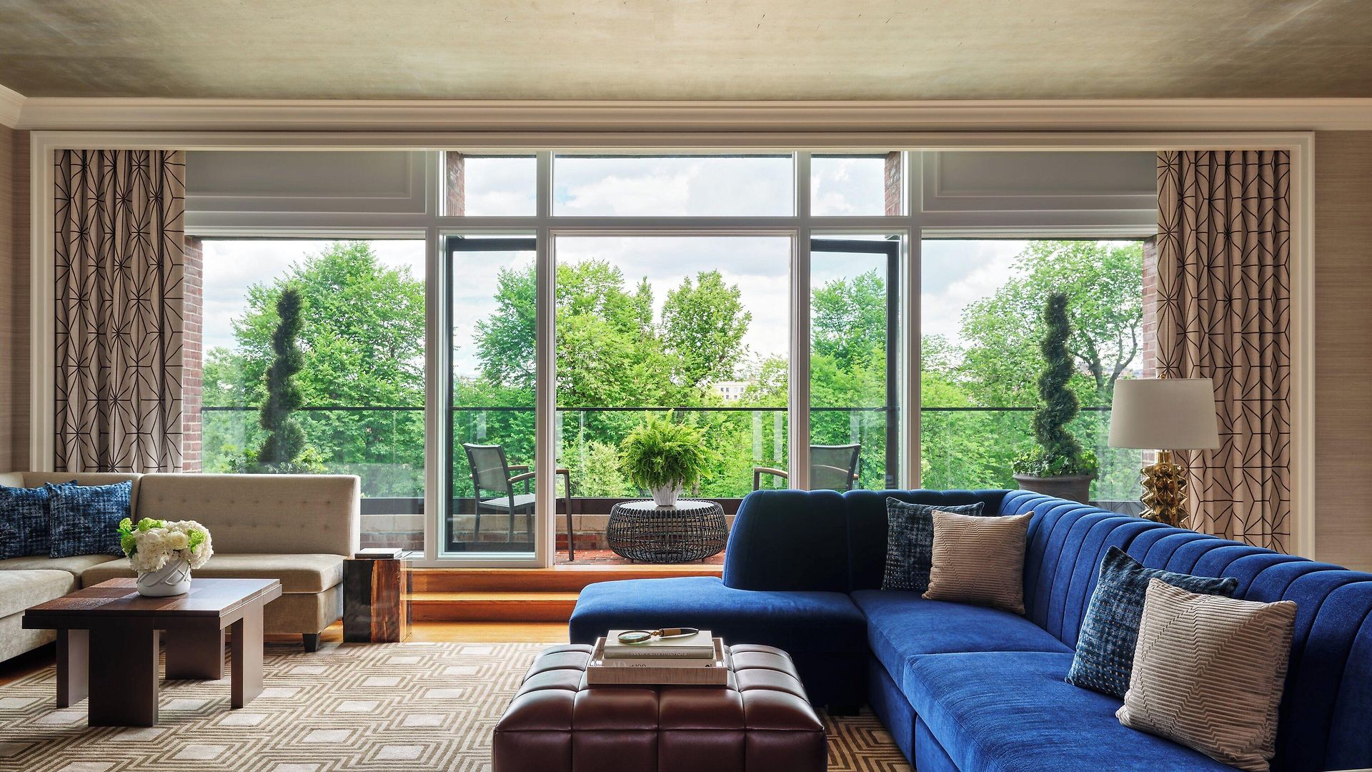 Four Seasons 5*