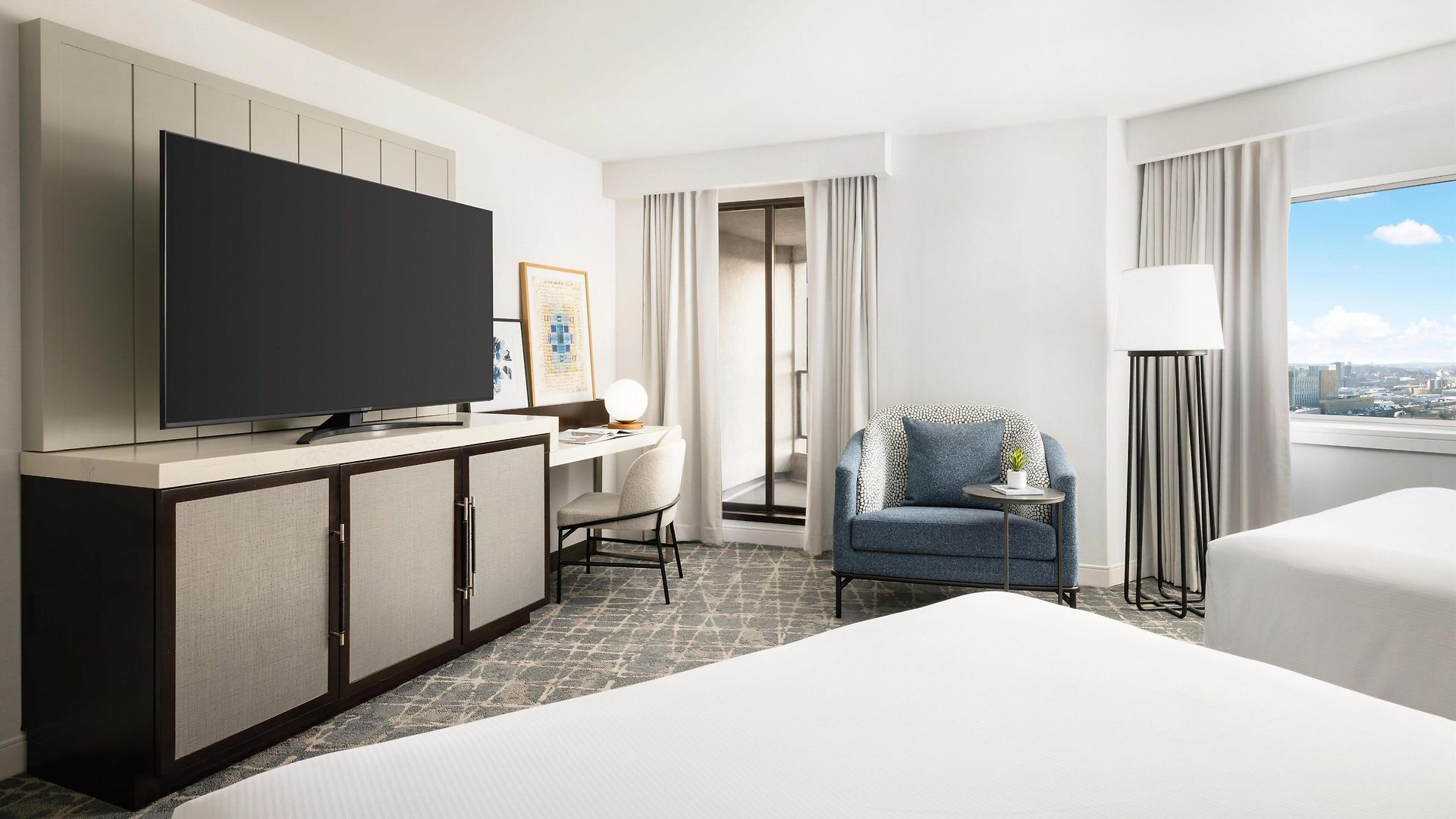 Hilton Back Bay 3*