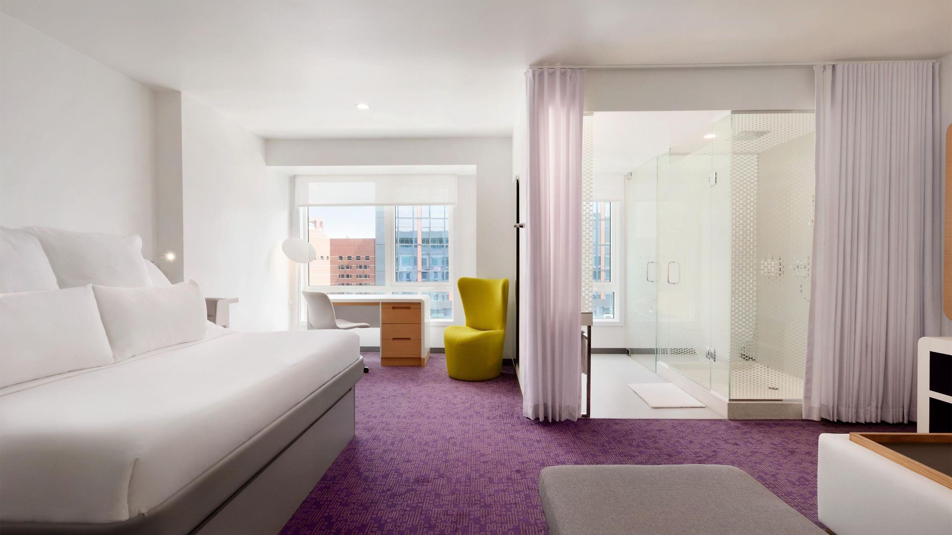 Yotel Hotel 4*