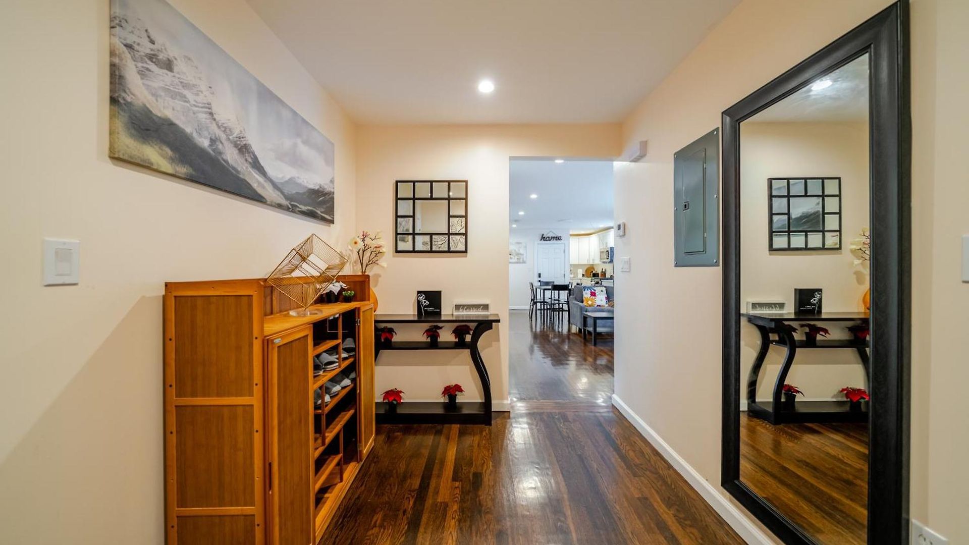 Stylish 4br Boston, Pet-friendly Near Savin Hill, I-93 & Red Line 30-1 Apartment Boston