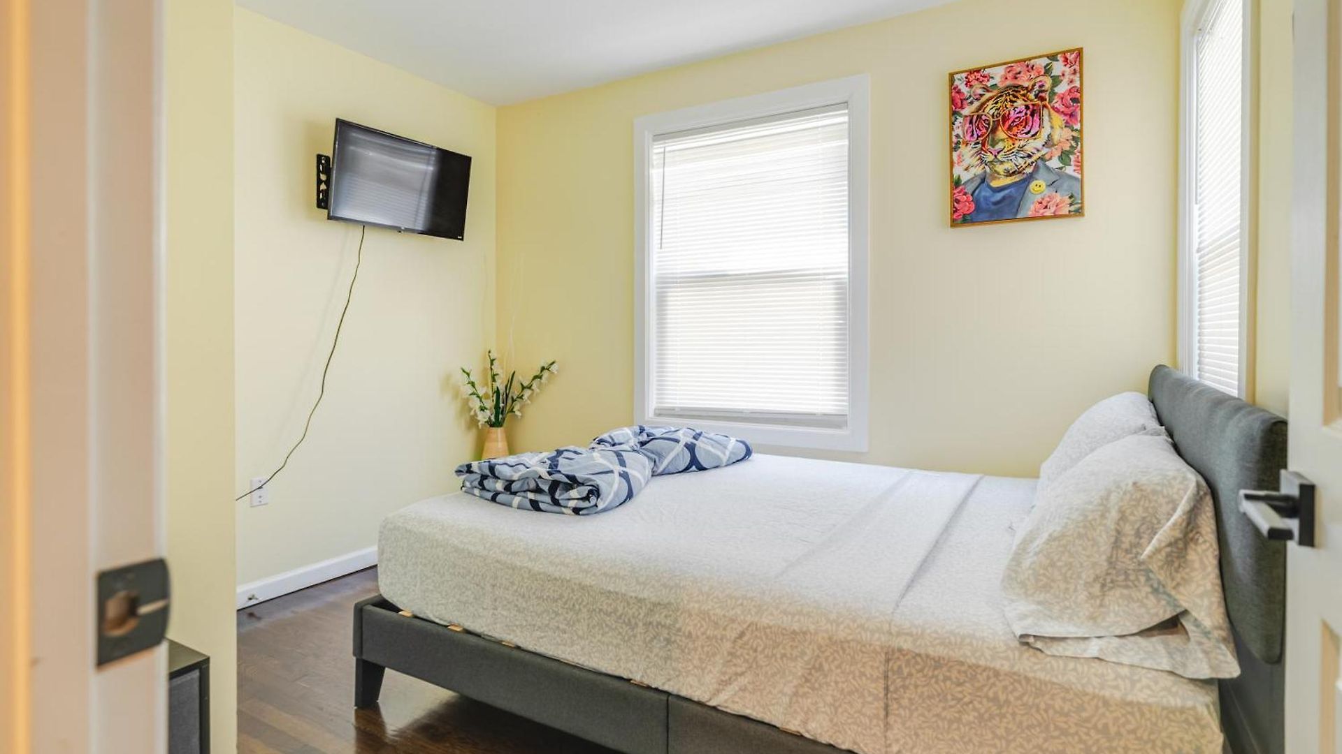 Stylish 4br Boston, Pet-friendly Near Savin Hill, I-93 & Red Line 30-1