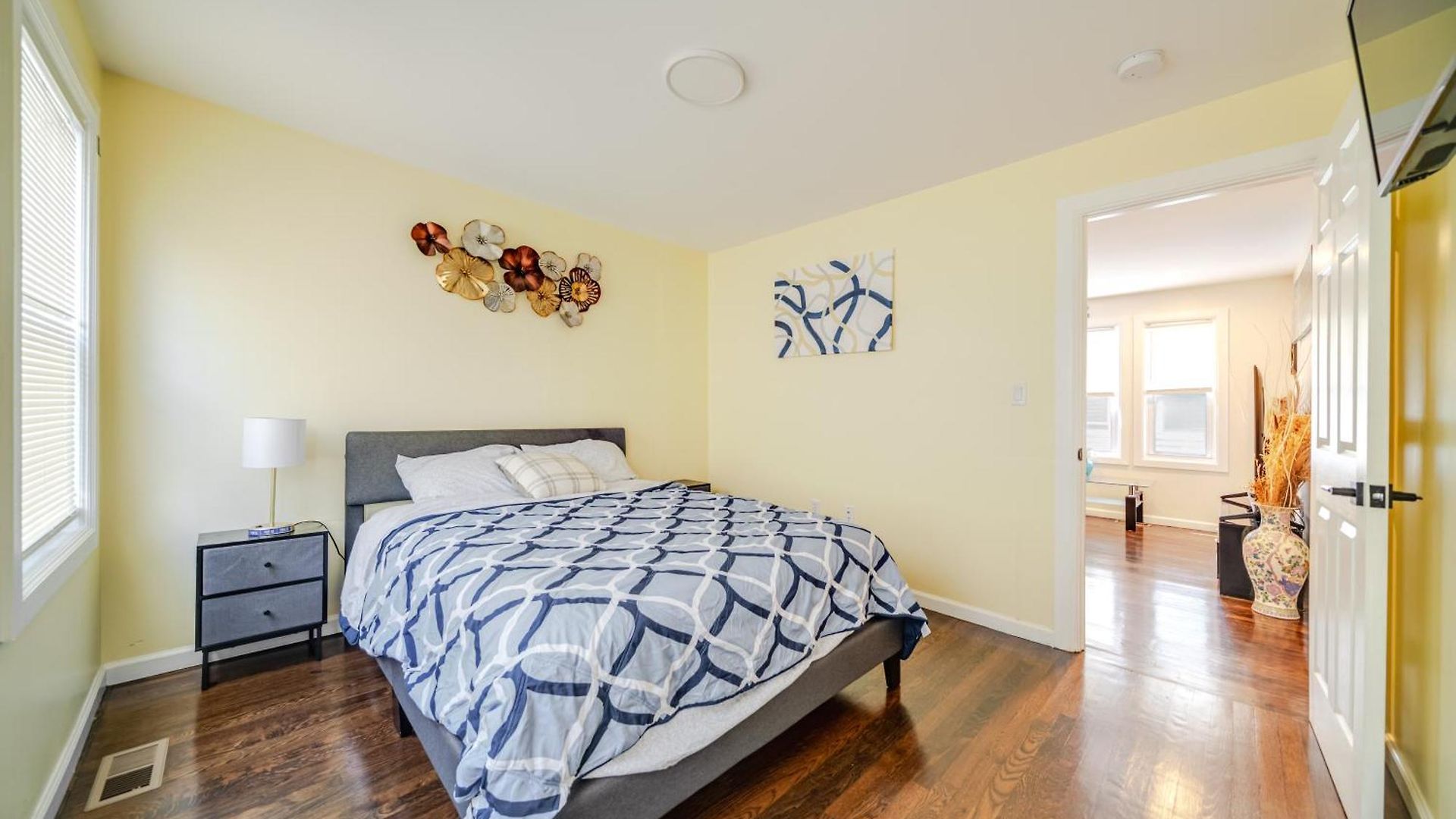 Stylish 4br Boston, Pet-friendly Near Savin Hill, I-93 & Red Line 30-1