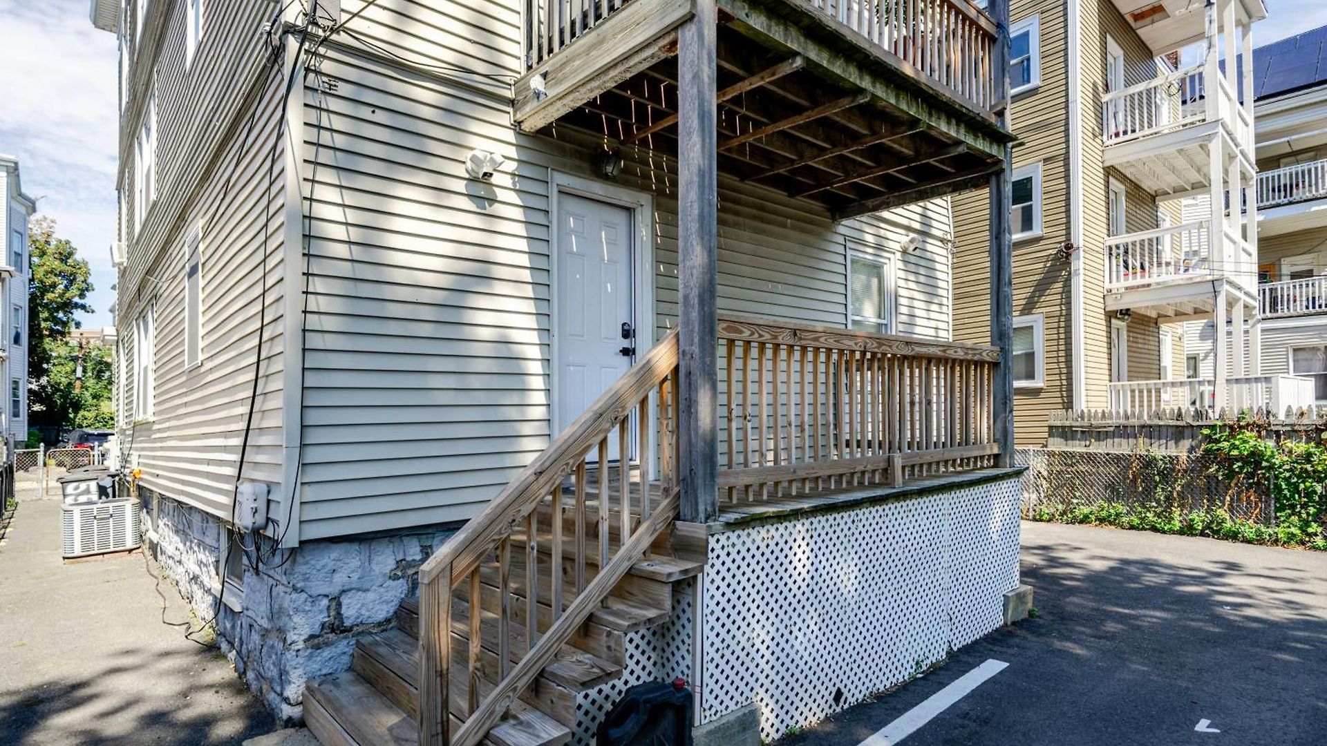 Stylish 4br Boston, Pet-friendly Near Savin Hill, I-93 & Red Line 30-1 Apartment *