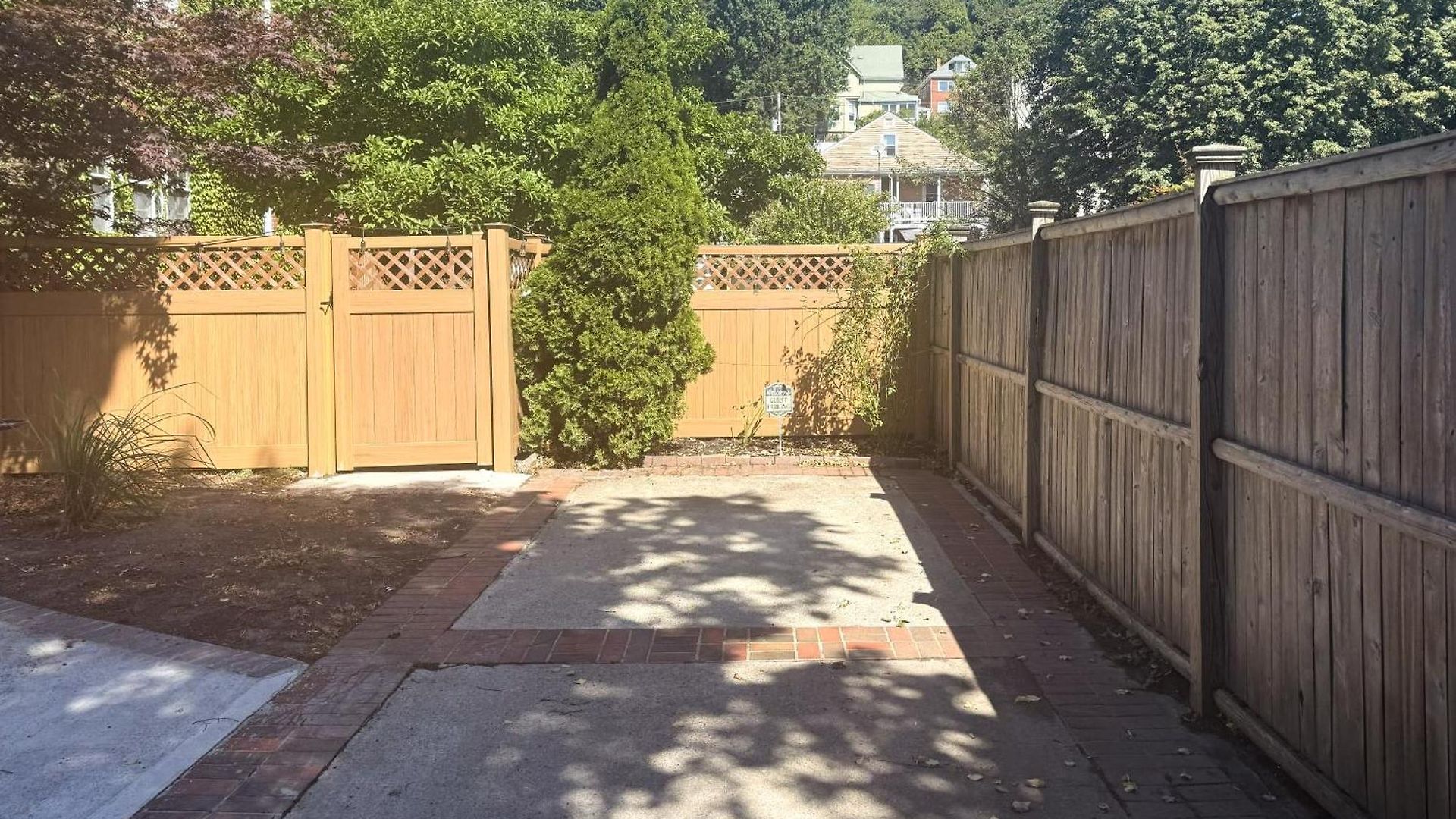 Walk To Constitution Beach: Mid-century Gem *