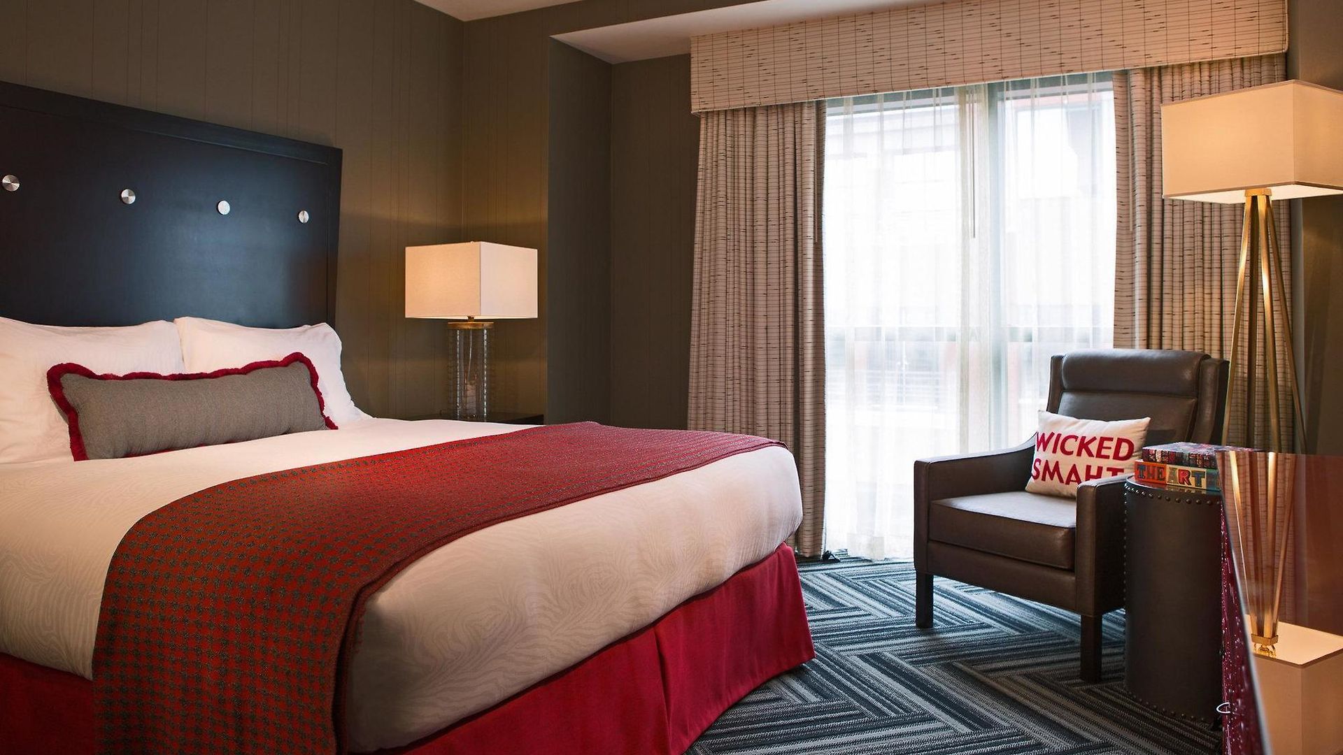 Hotel Pennyweight Boston, Curio Collection By Hilton 4*