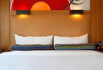 Hotel Aloft By Marriott Seaport District 4*