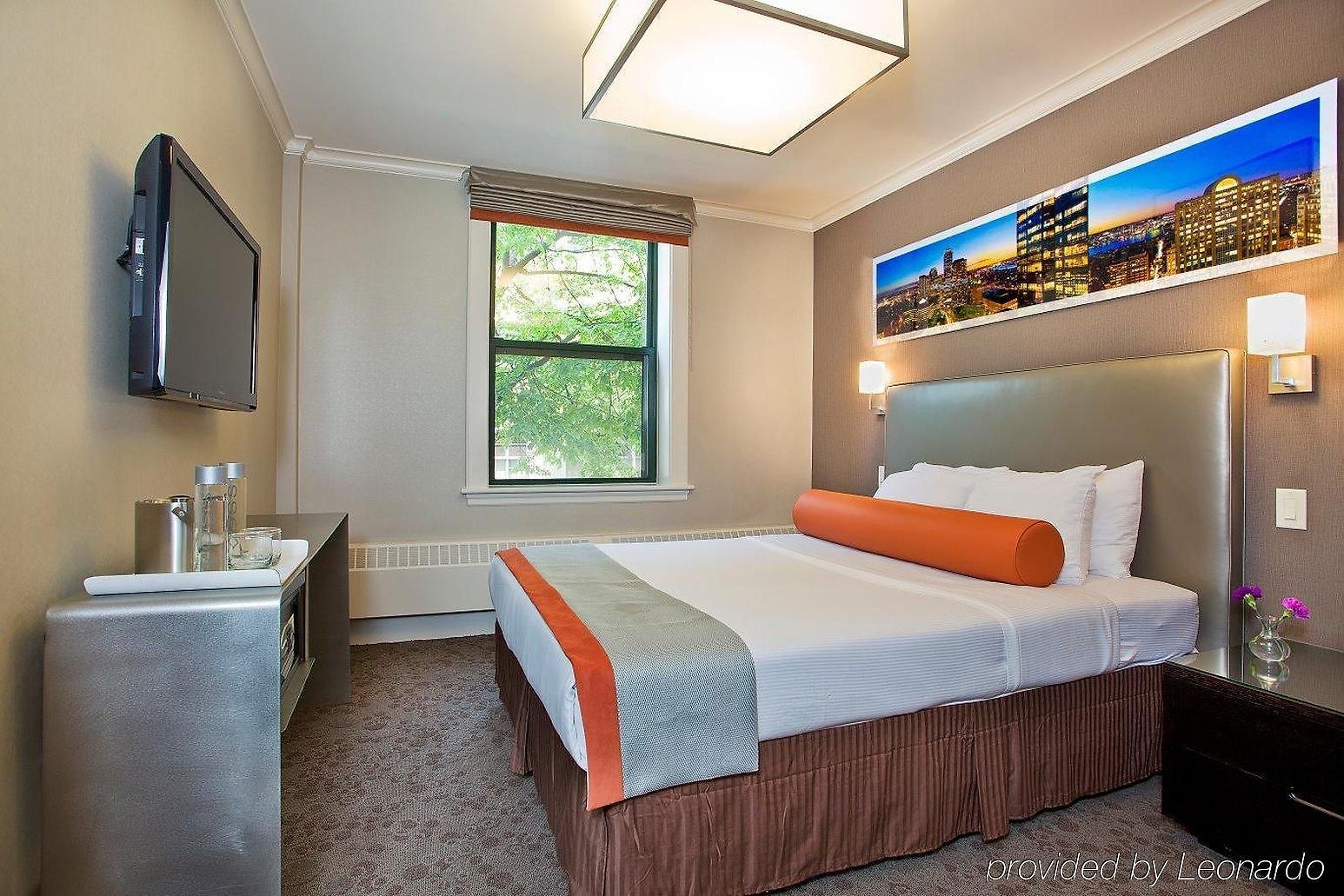 Staypineapple, A Delightful Hotel, South End