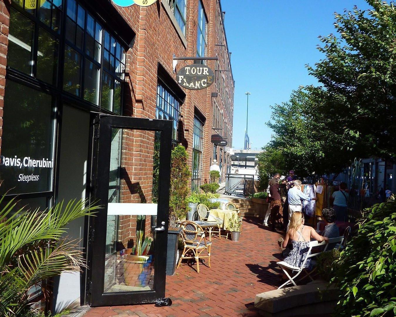 Hotel Staypineapple, A Delightful Hotel, South End Boston