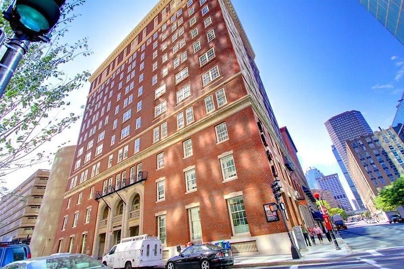 Hotel 140