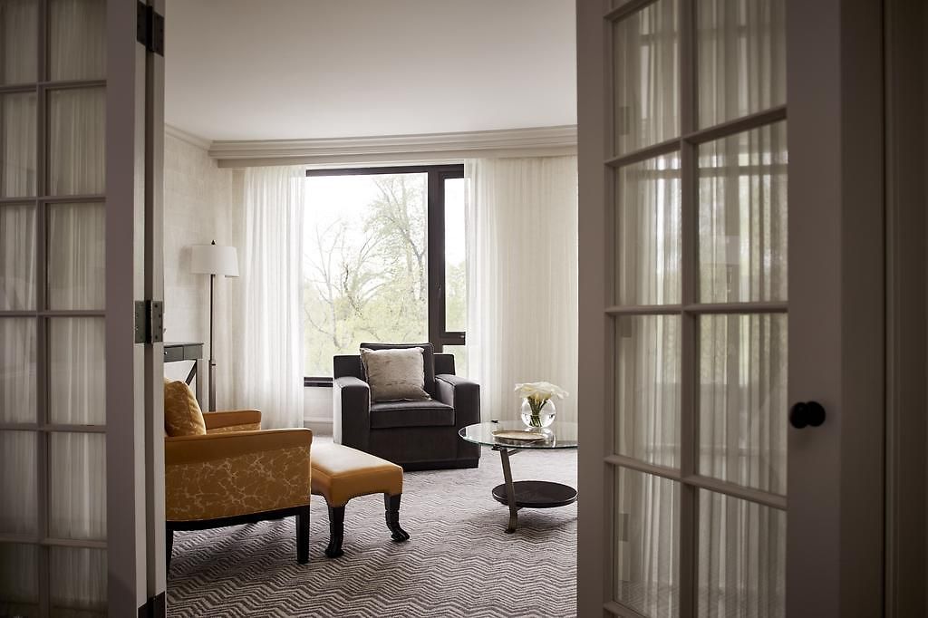 Four Seasons 5* Boston