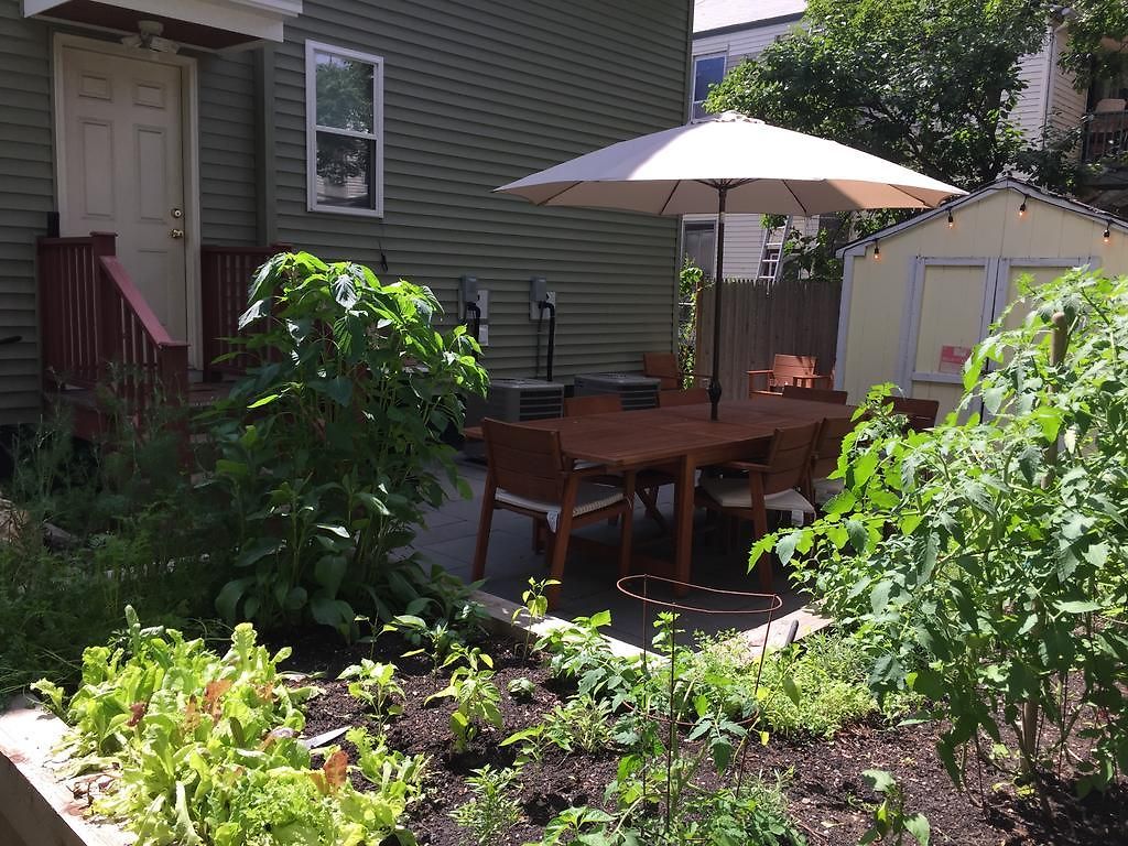 2 Bedroom In Jamaica Plain With Parking Apartment Boston