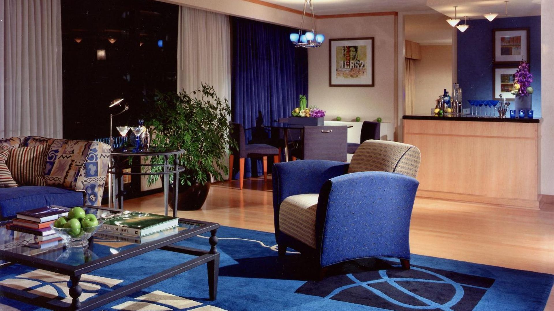 Hotel The Colonnade