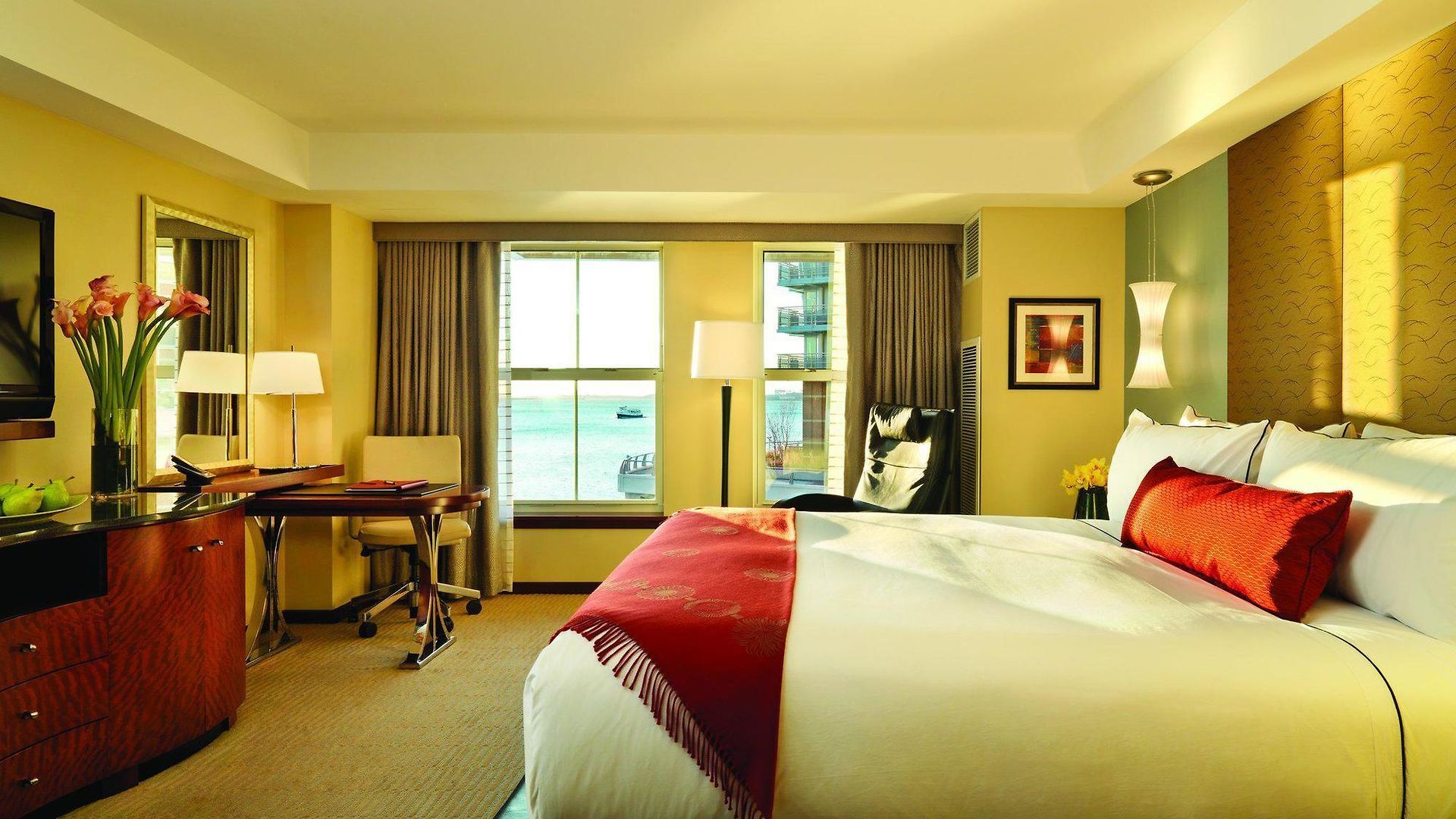 Battery Wharf Hotel, Waterfront Hotel Boston
