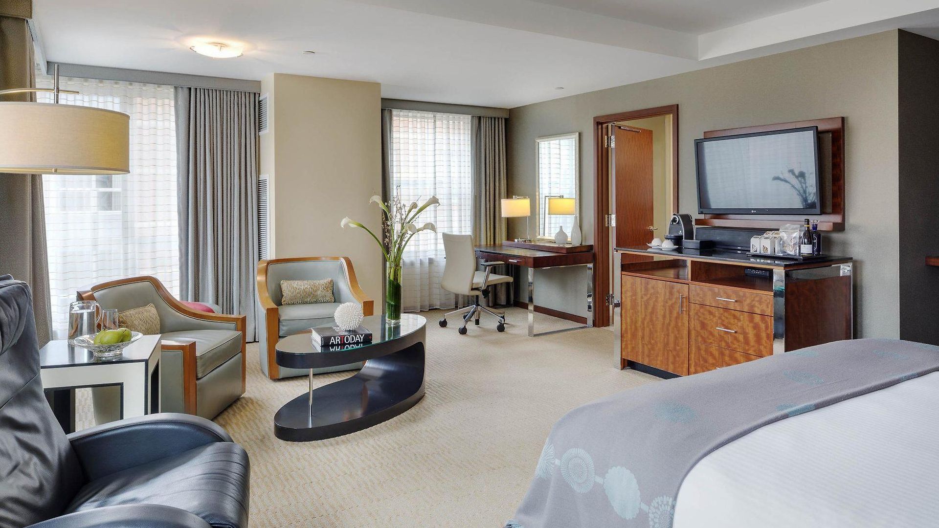 Battery Wharf Hotel, Waterfront Hotel