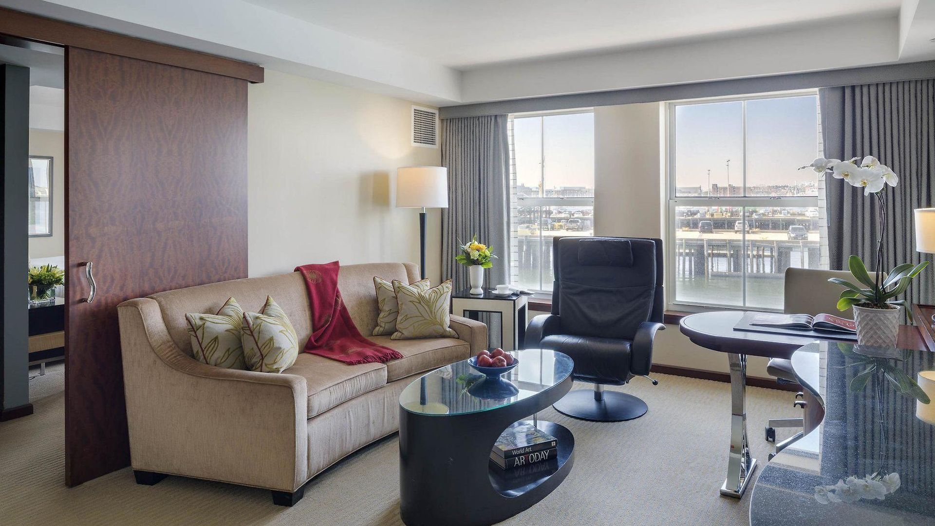 Battery Wharf Hotel, Waterfront Hotel 4*