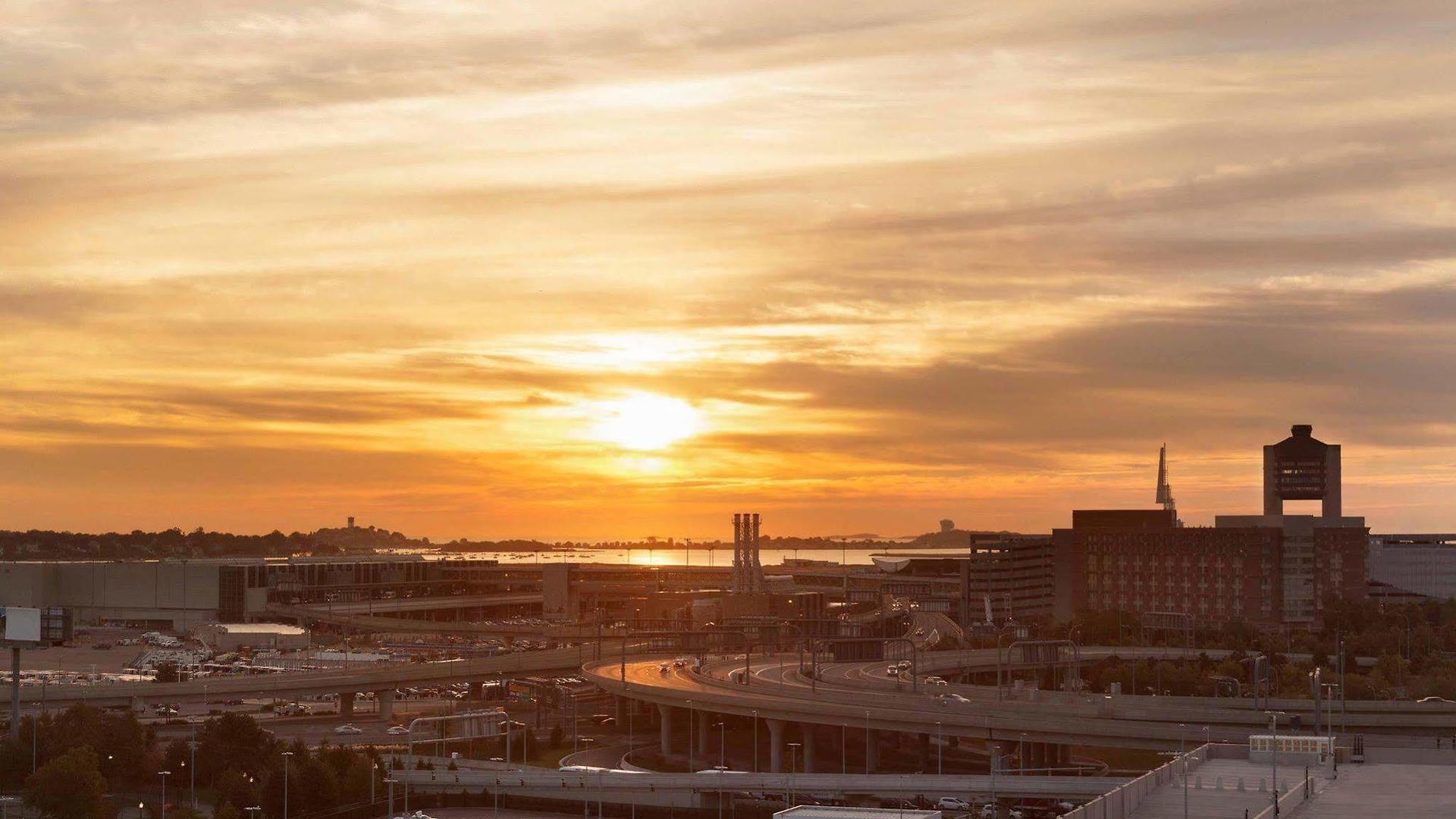 Embassy At Logan Airport Hotel 3*