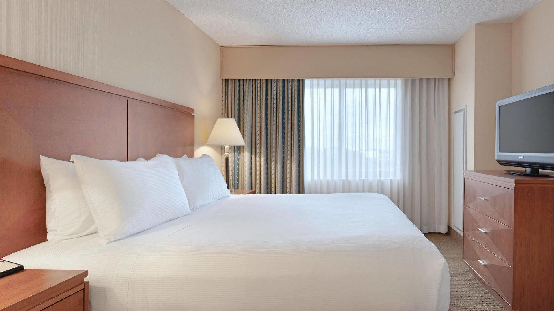 Embassy At Logan Airport Hotel Boston
