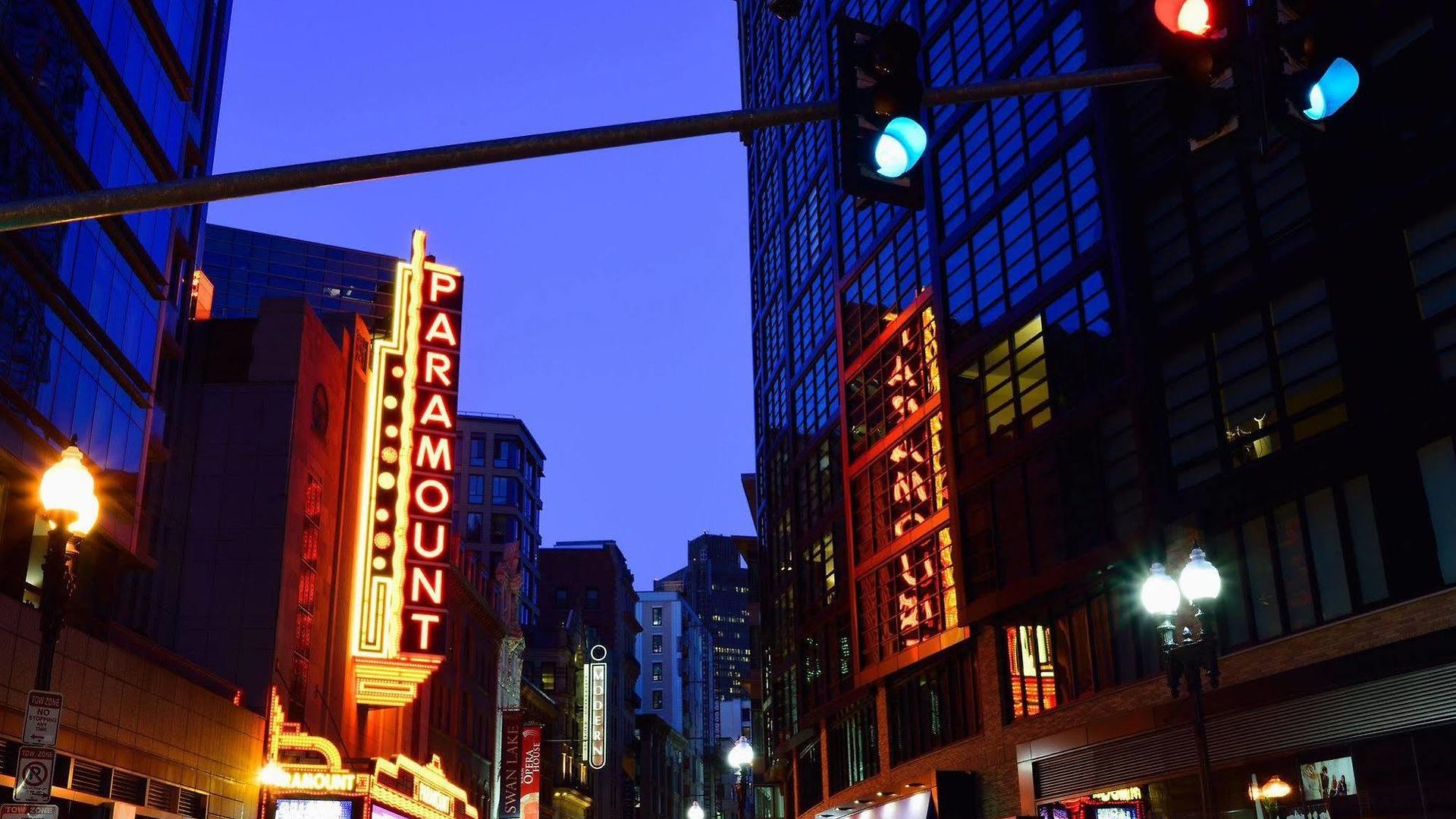 The Godfrey Hotel 4*