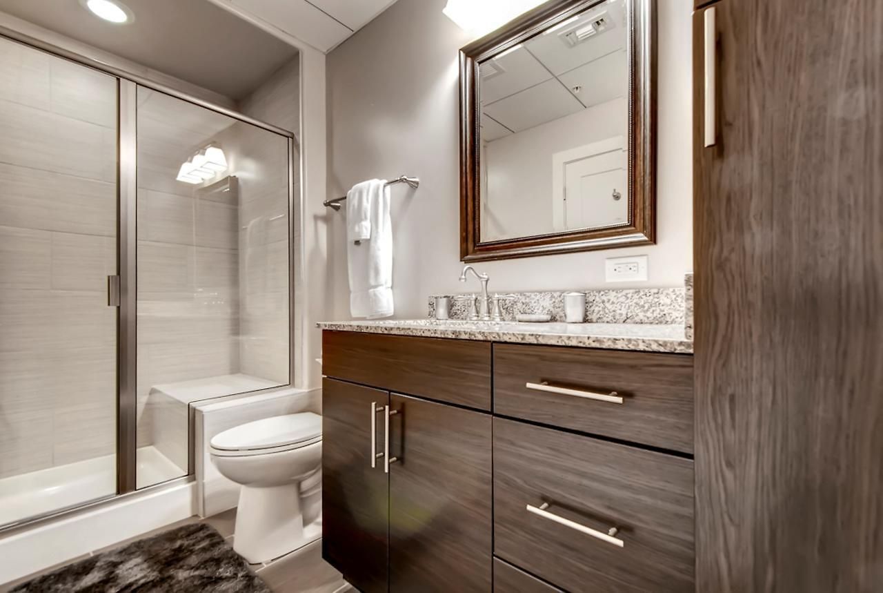 Global Luxury In South End Apartment