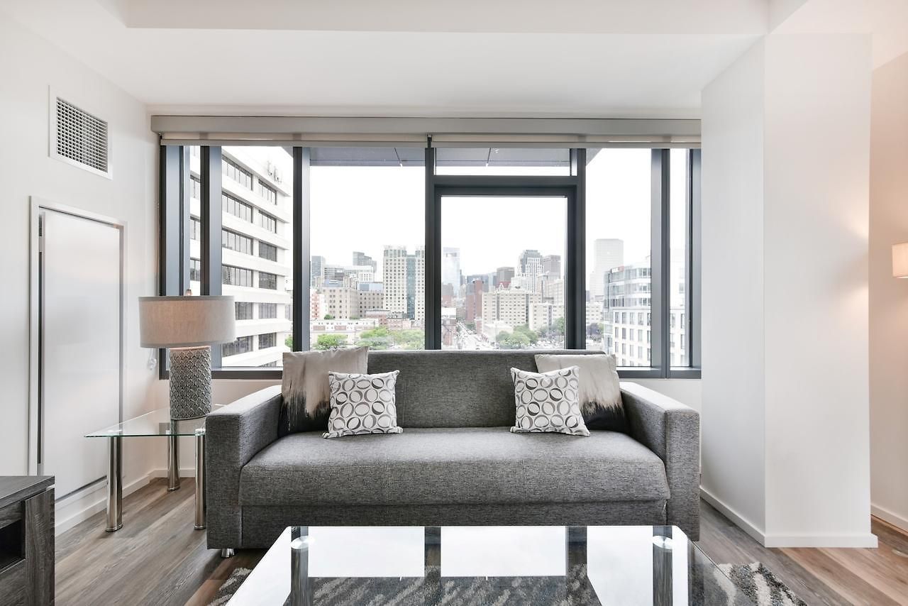 Global Luxury In South End Apartment
