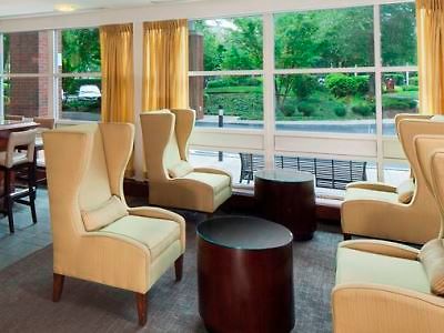 Doubletree By Hilton Bayside 3*