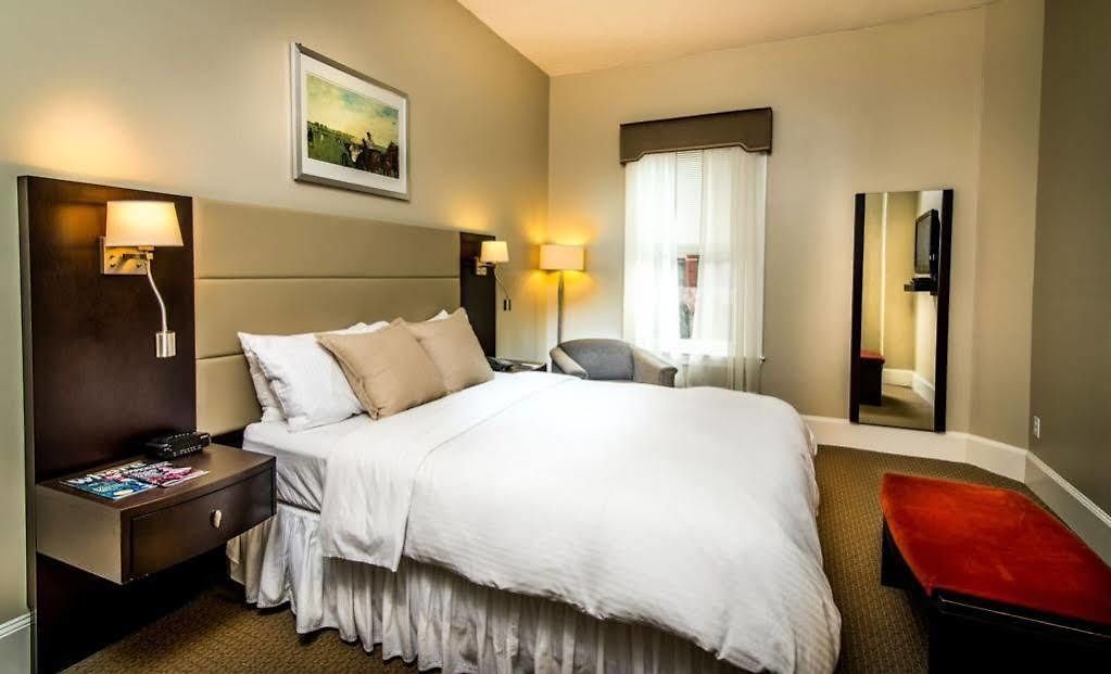 Hotel Newbury