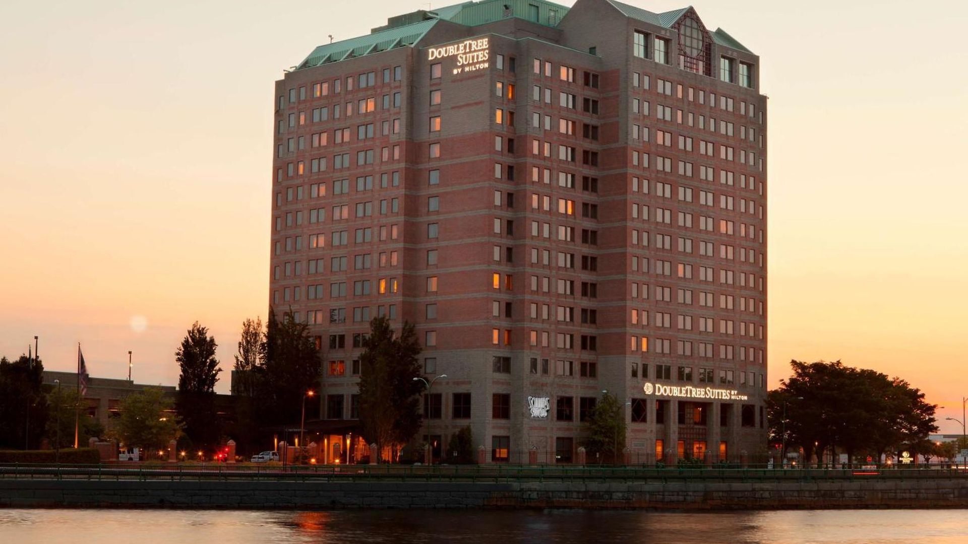 Doubletree By Hilton - Cambridge Hotel 4*