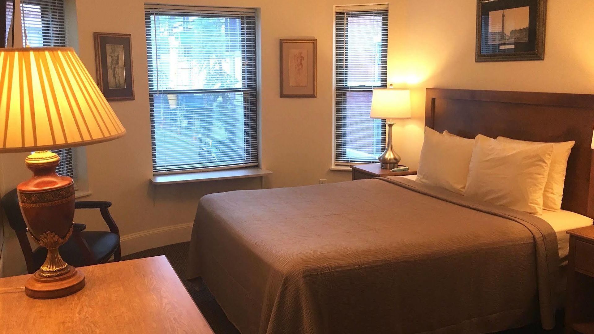 Guest house Oasis Boston