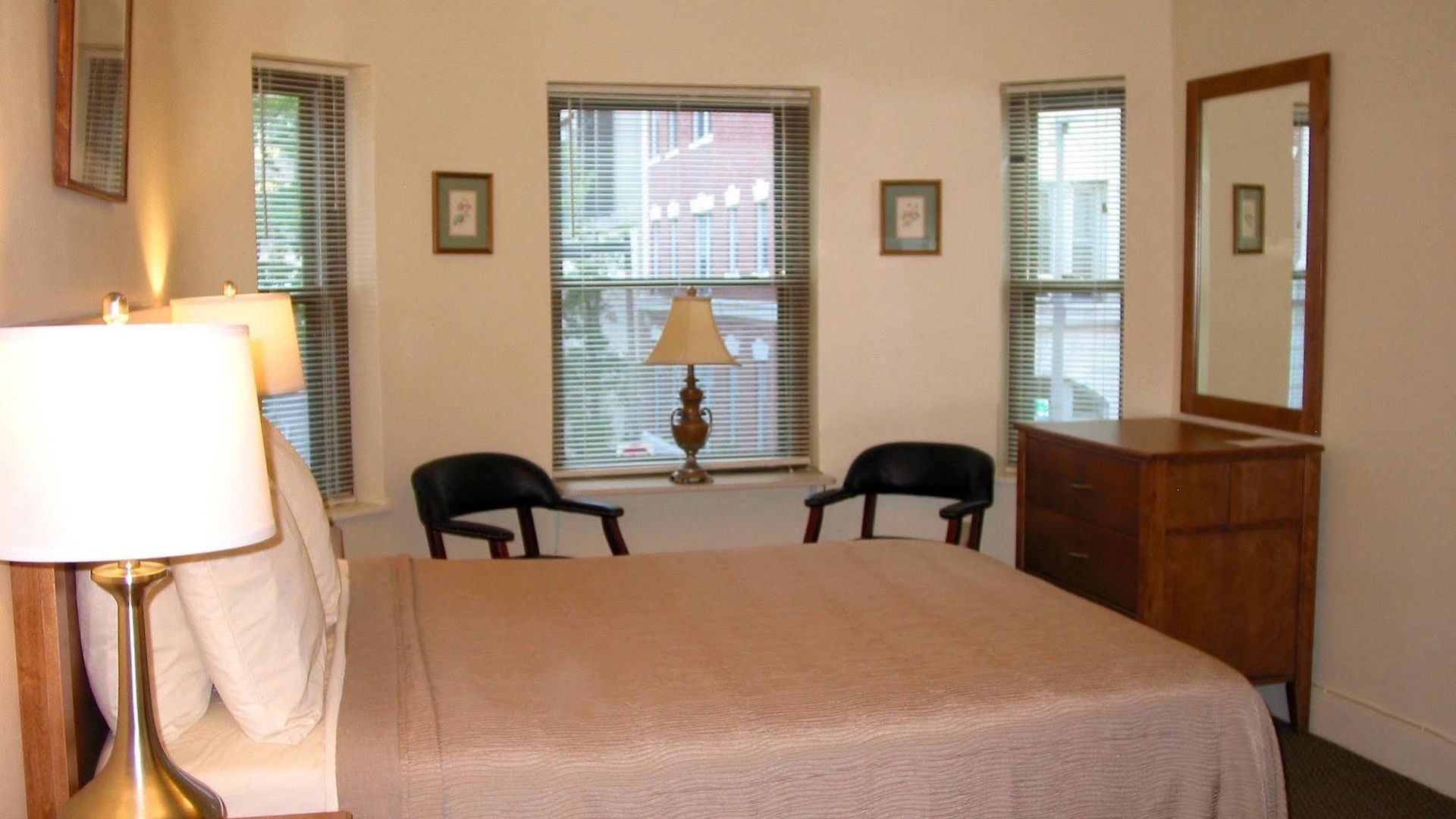 Guest house Oasis Boston