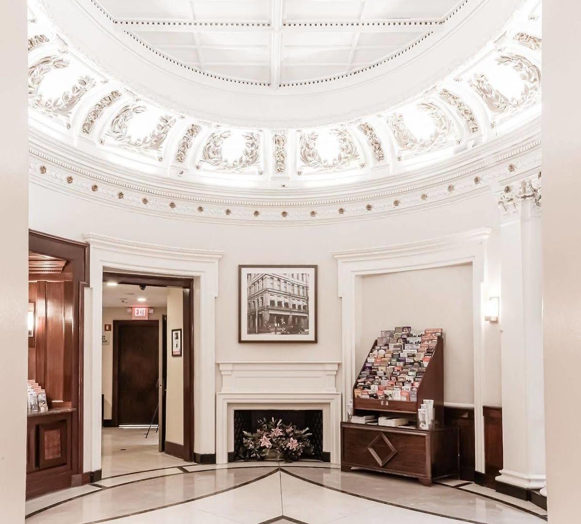 Buckminster Hotel