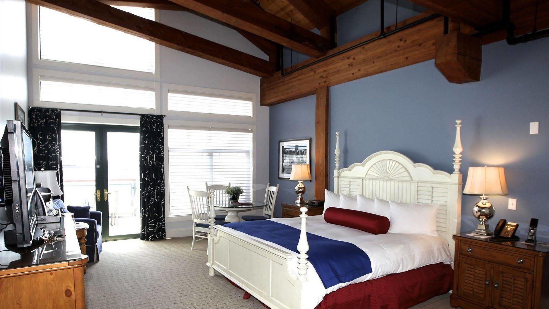 Inn Yacht Haven Boston