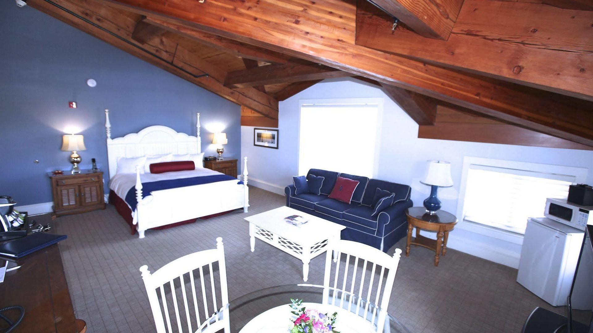 Inn Yacht Haven Boston