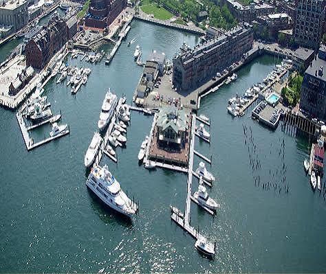 Yacht Haven 4*