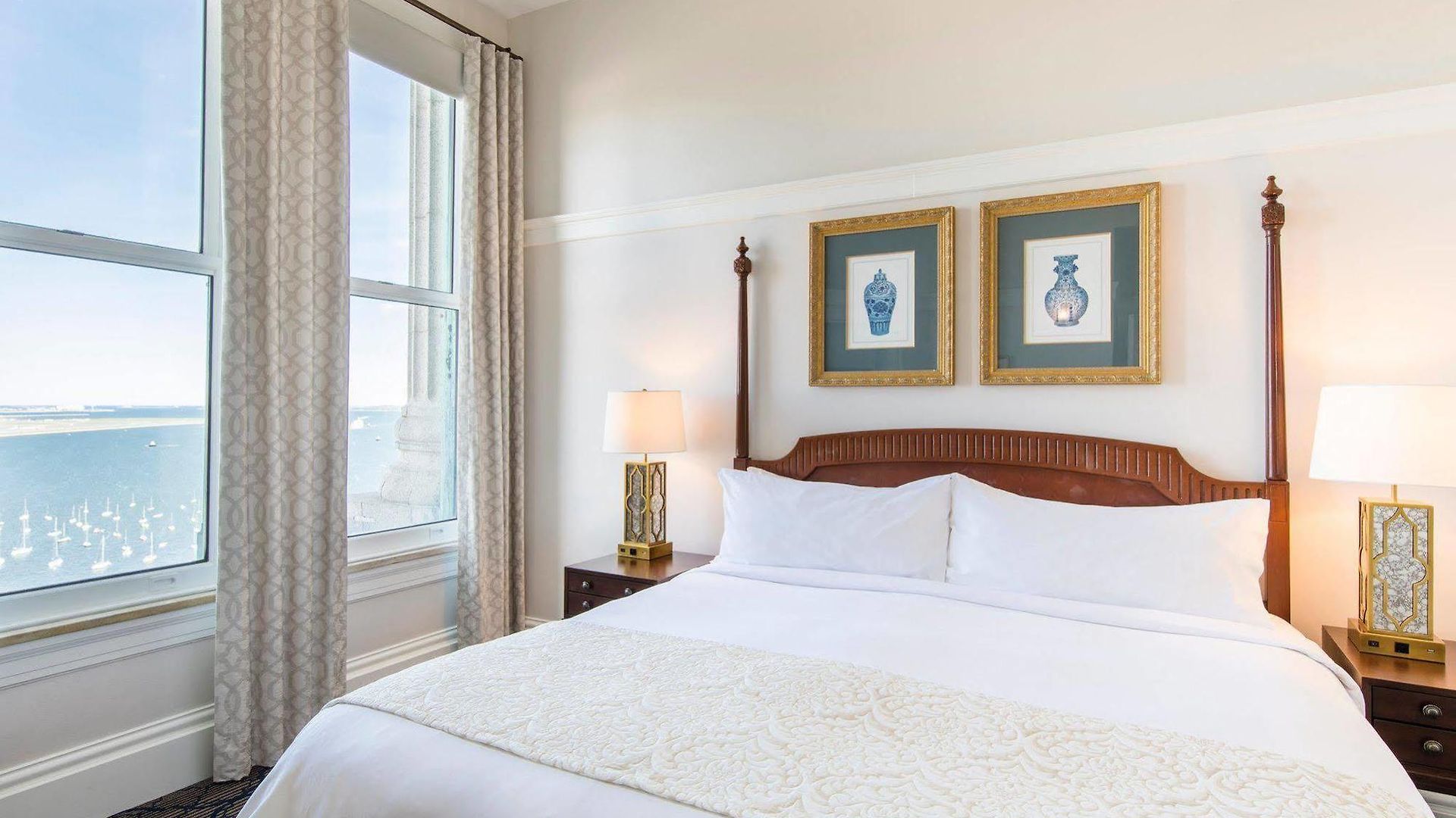 Marriott Vacation Club At Custom House,   Boston