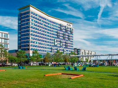 Aloft By Marriott Seaport District Boston