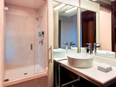 Aloft By Marriott Seaport District Boston
