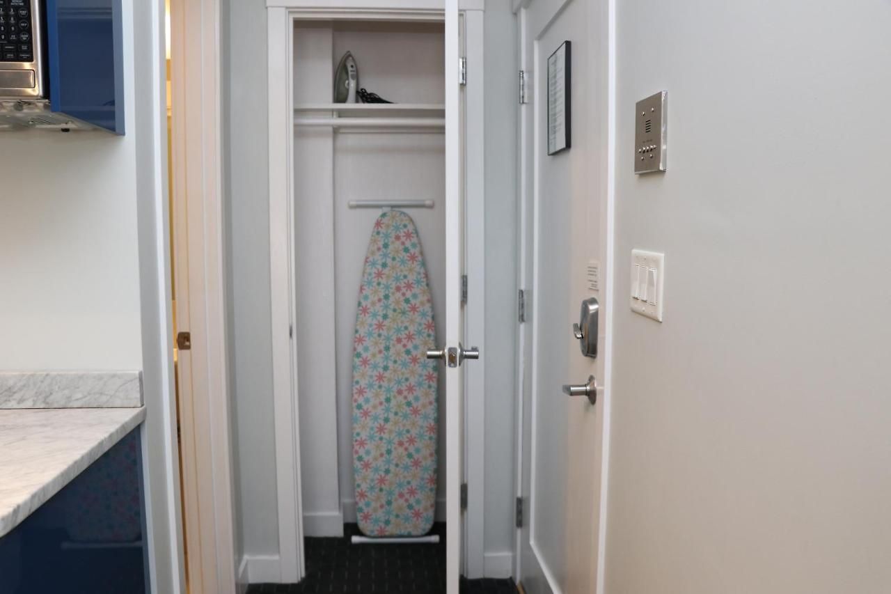Furnished Newbury Street Studio, #6 * Boston
