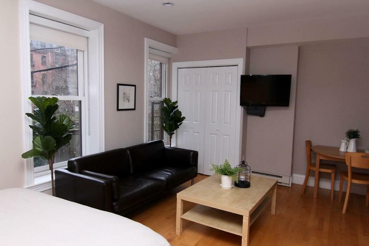 Stylish Downtown In The Southend, C.ave# 2 Apartment *