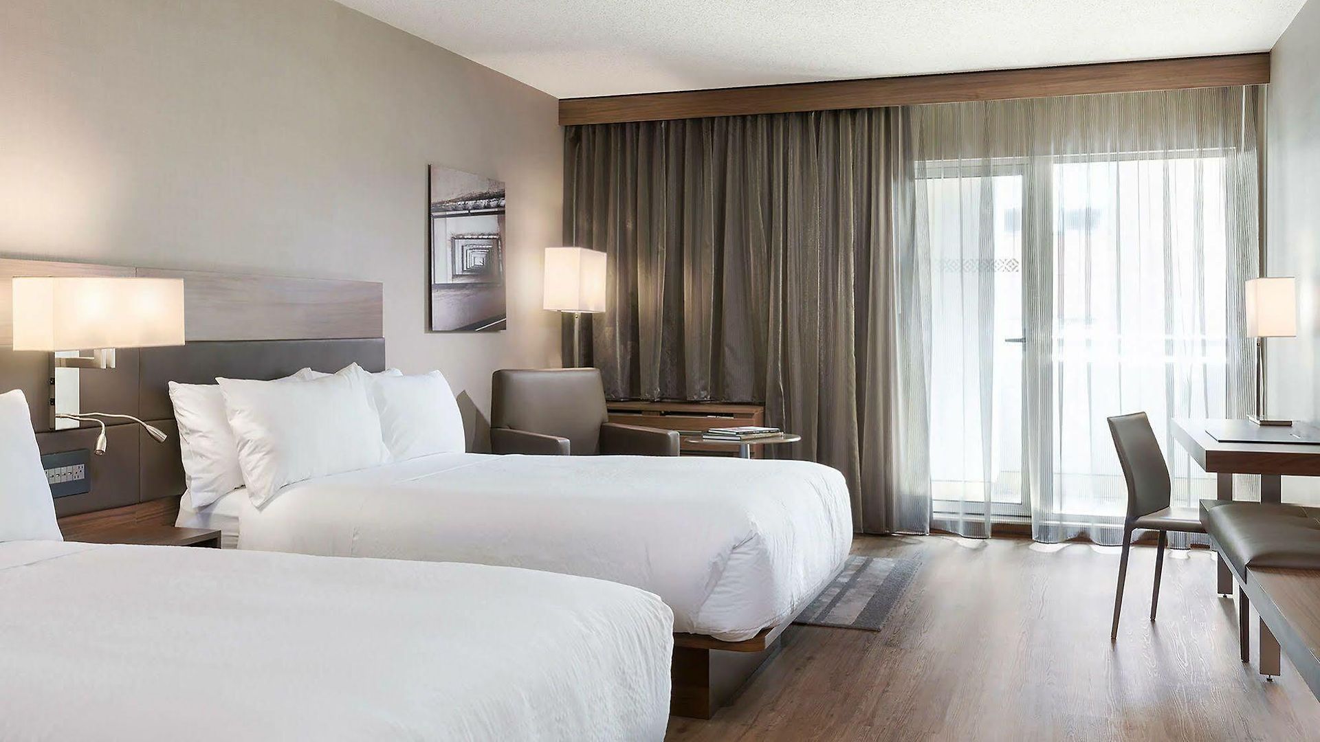 Ac By Marriott Downtown Hotel 4*