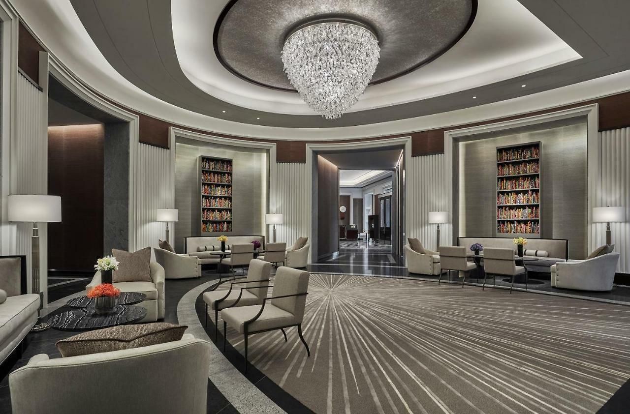 Four Seasons One Dalton Street, Hotel 5*