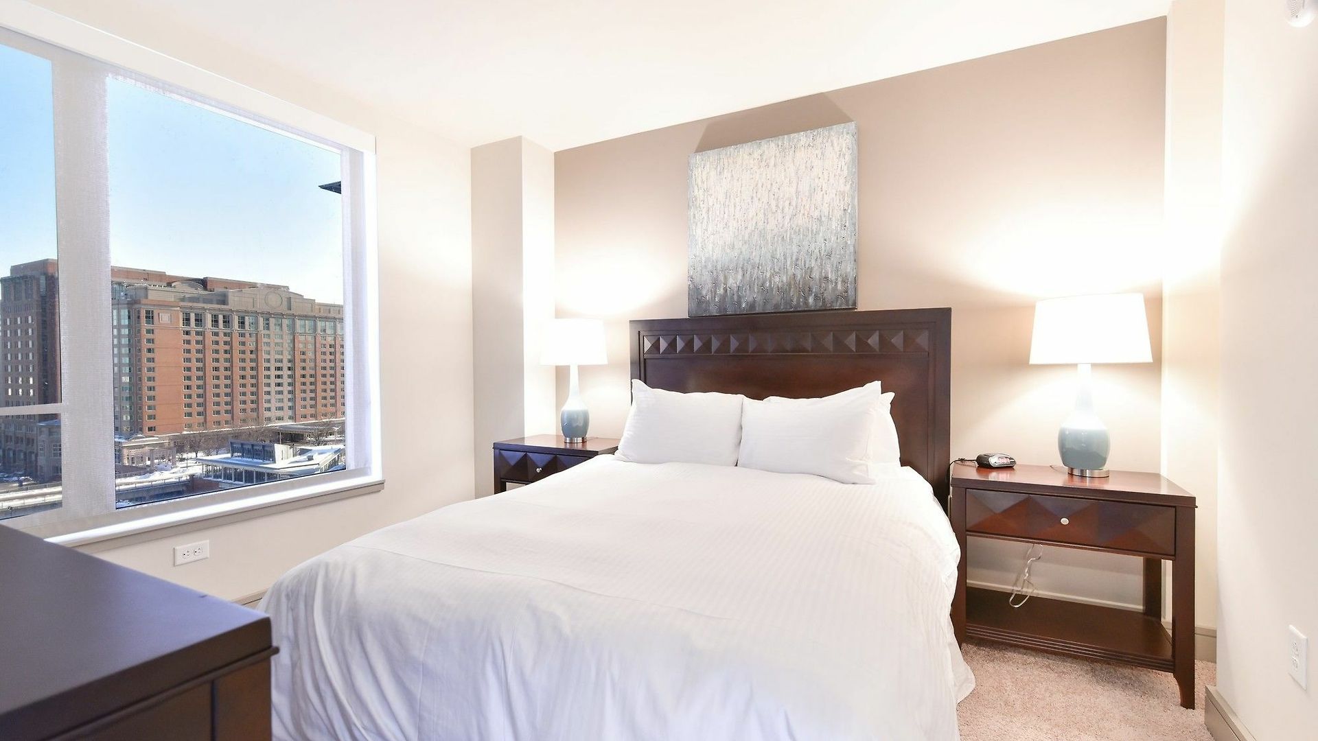 Global Luxury Downtown *