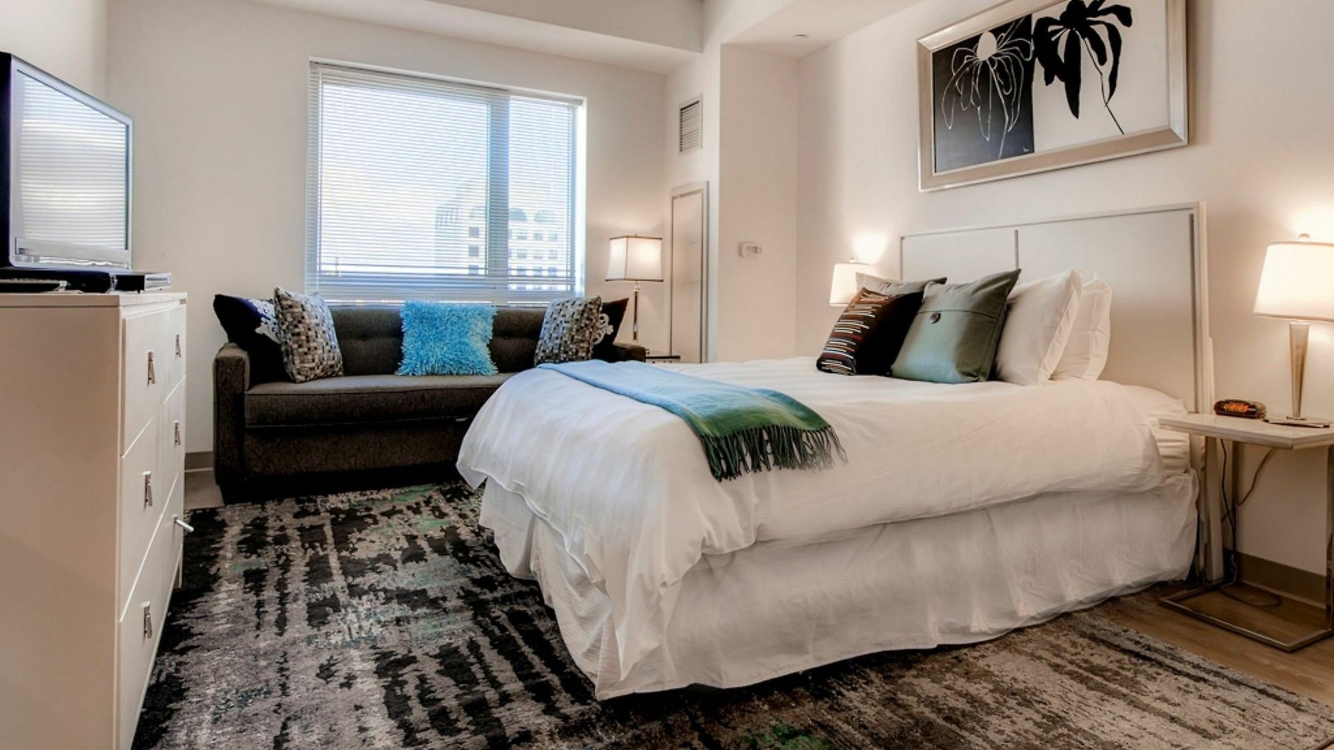 Global Luxury Downtown Apartment *