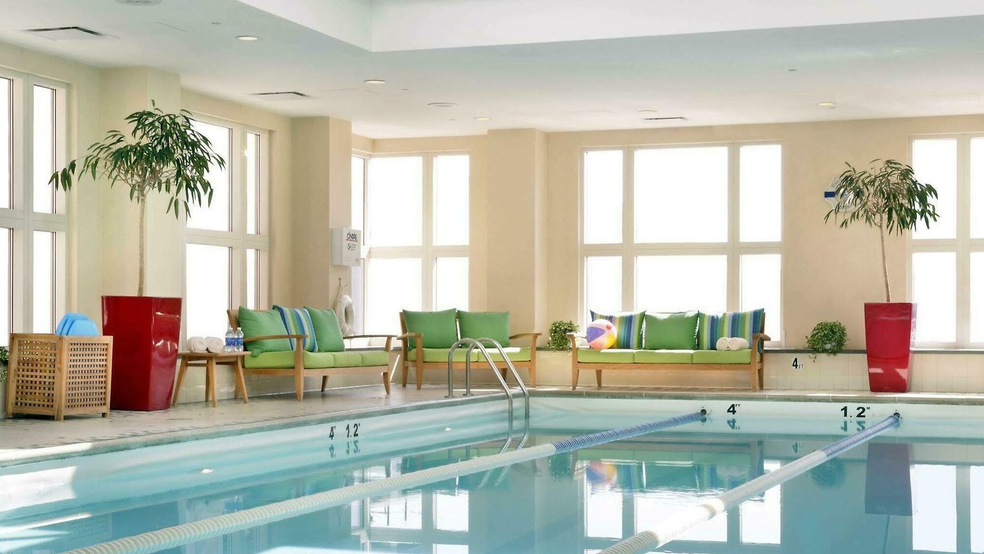 Seaport 4* Boston