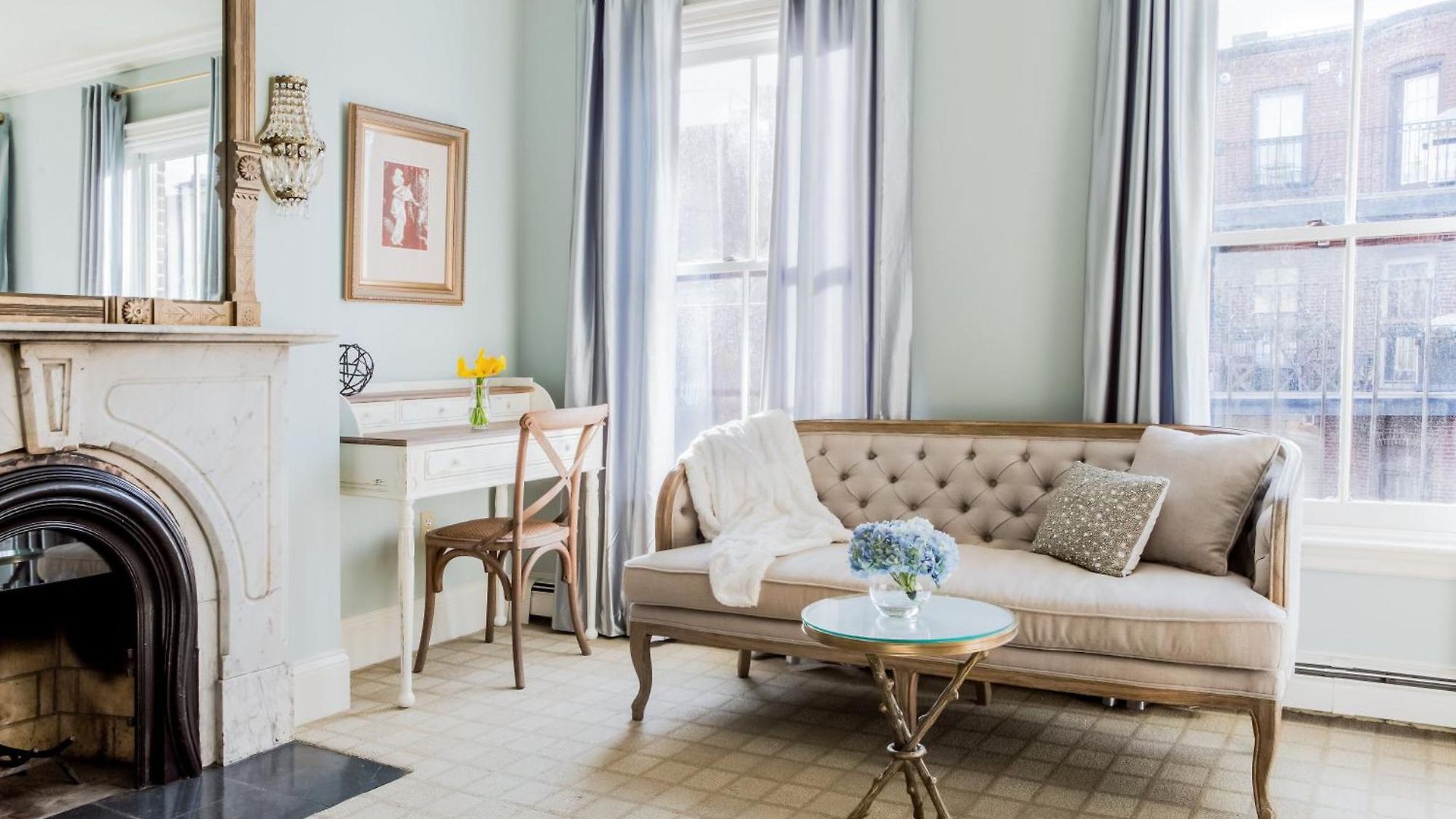 Clarendon Square Bed & Breakfast