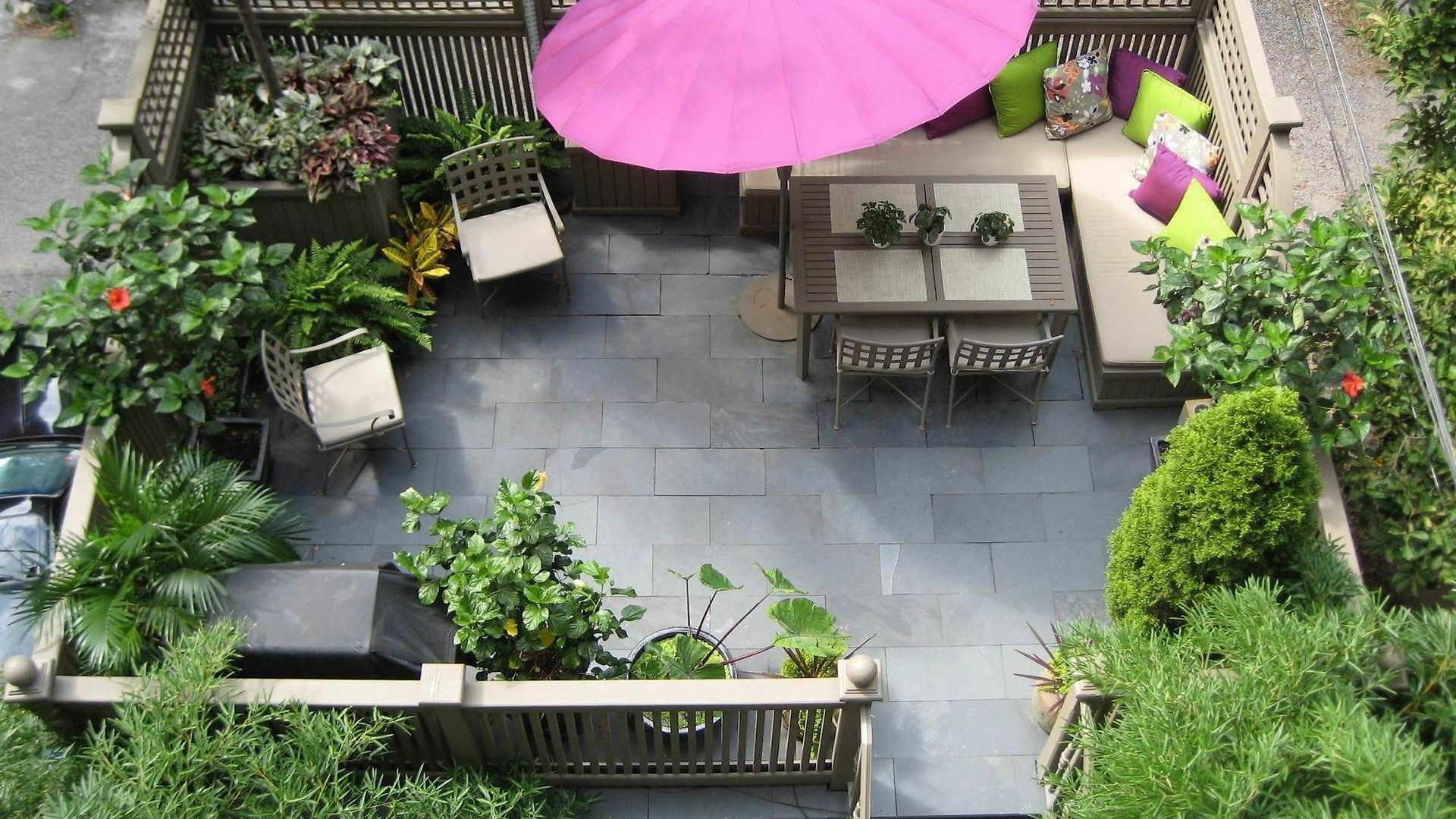 Clarendon Square 4*