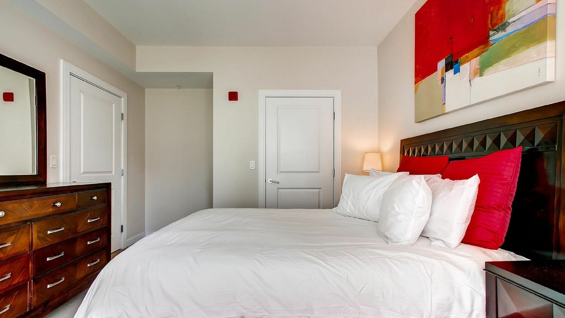 Global Luxury At West End * Boston
