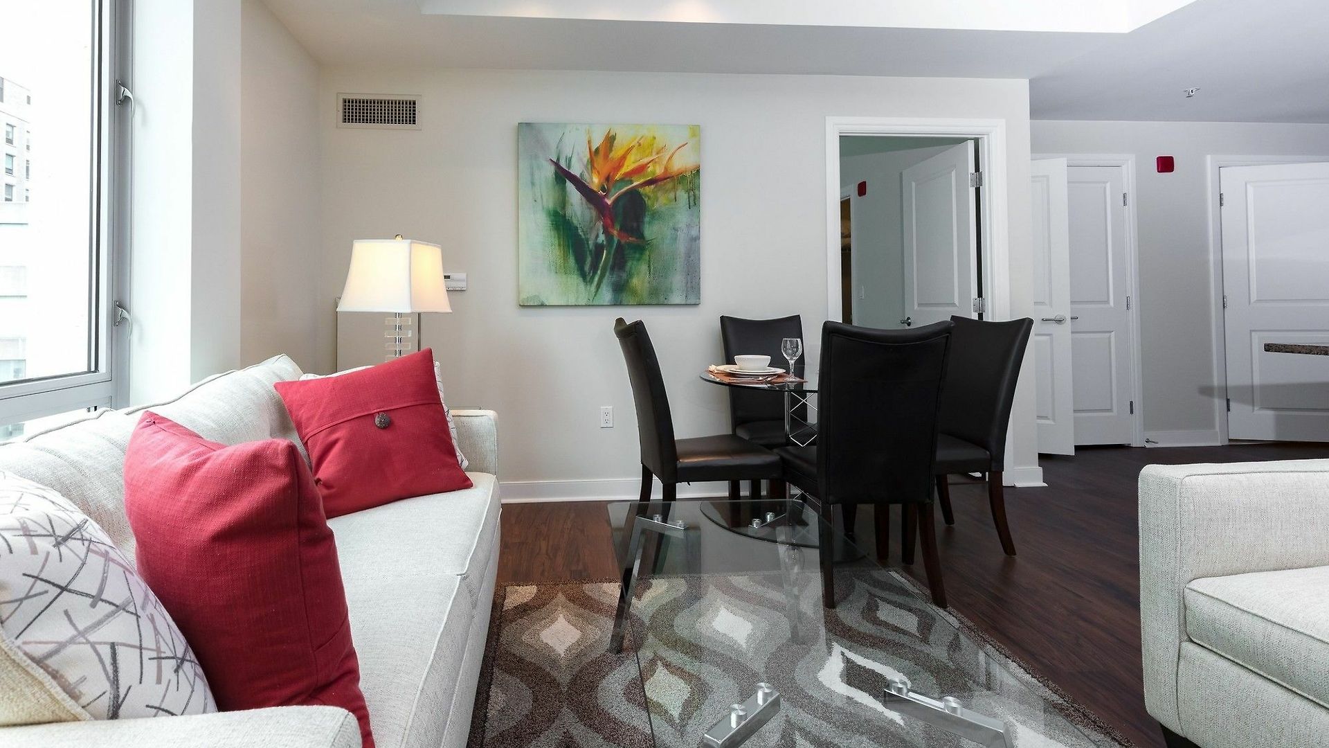 Global Luxury At West End Hotel
