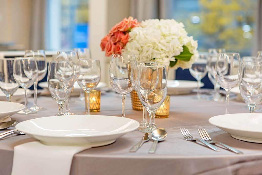 Cambria Downtown - Seaport Hotel