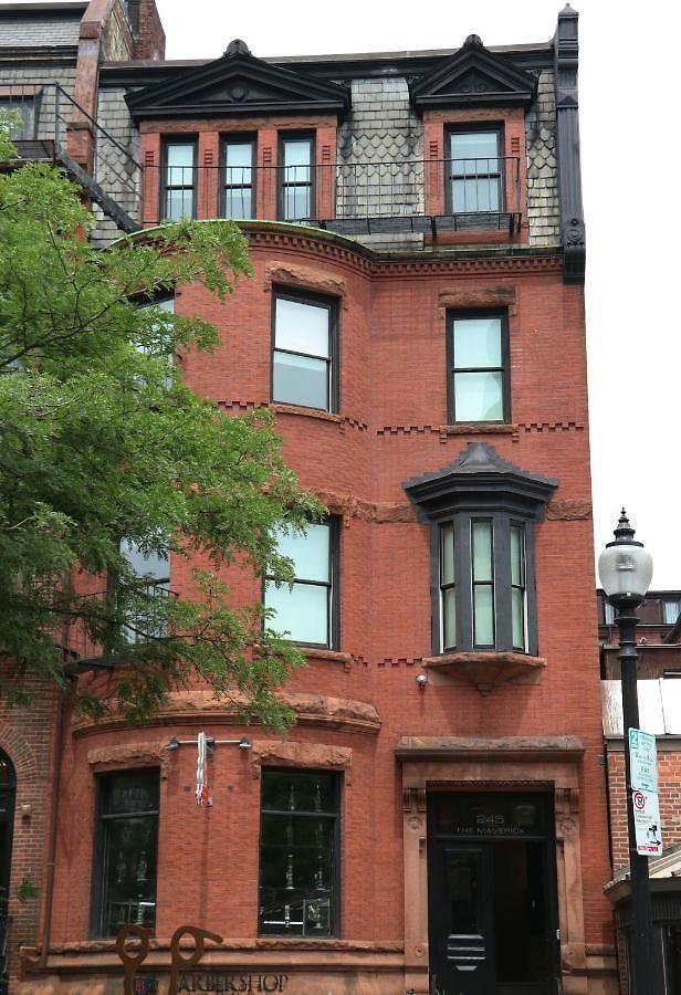 Stylish On Newbury Street, #10 Apartment Boston