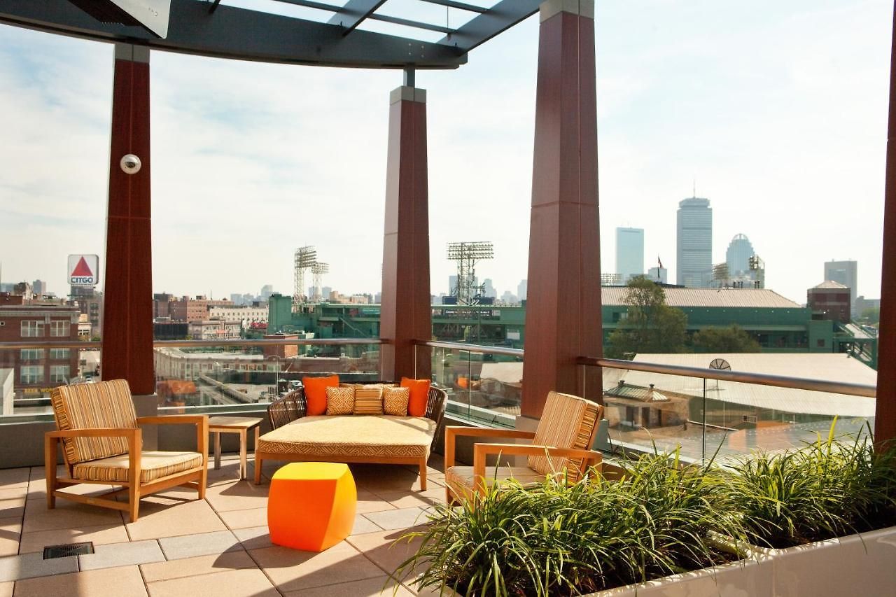 By Marriott Back Bay/fenway